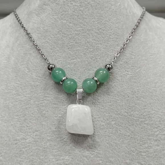 Quartz Crystal Aventurine Beaded Necklace Natural Gemstone Pendant Stainless 20" - Picture 3 of 15